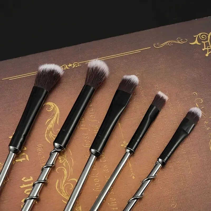 Makeup Brushes Set | 5pcs Wand Makeup Brush With Eyeshadow Brush Blush Concealer Fantasy Foundation Make Up Kit